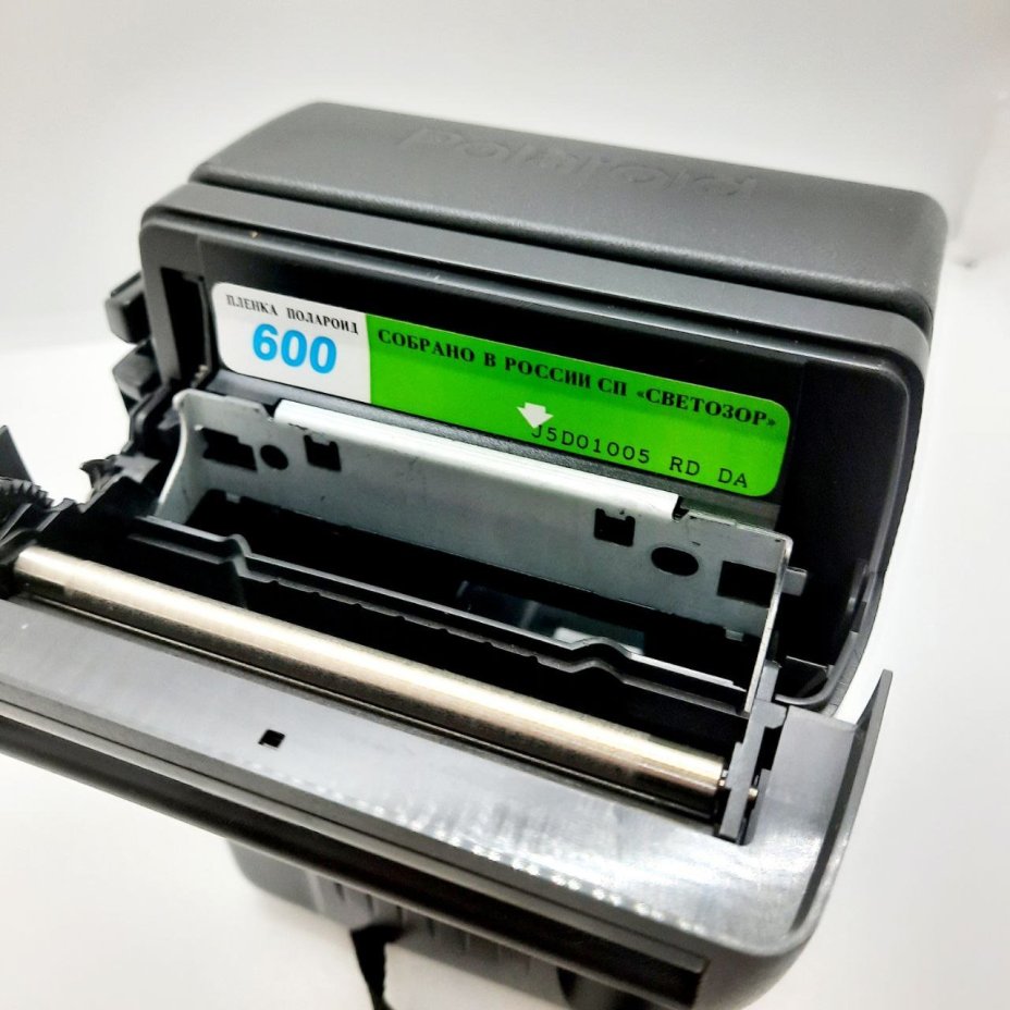 Фотоаппарат мгновенной печати "Polaroid 636 Close Up" в оригинальной коробке, Polaroid