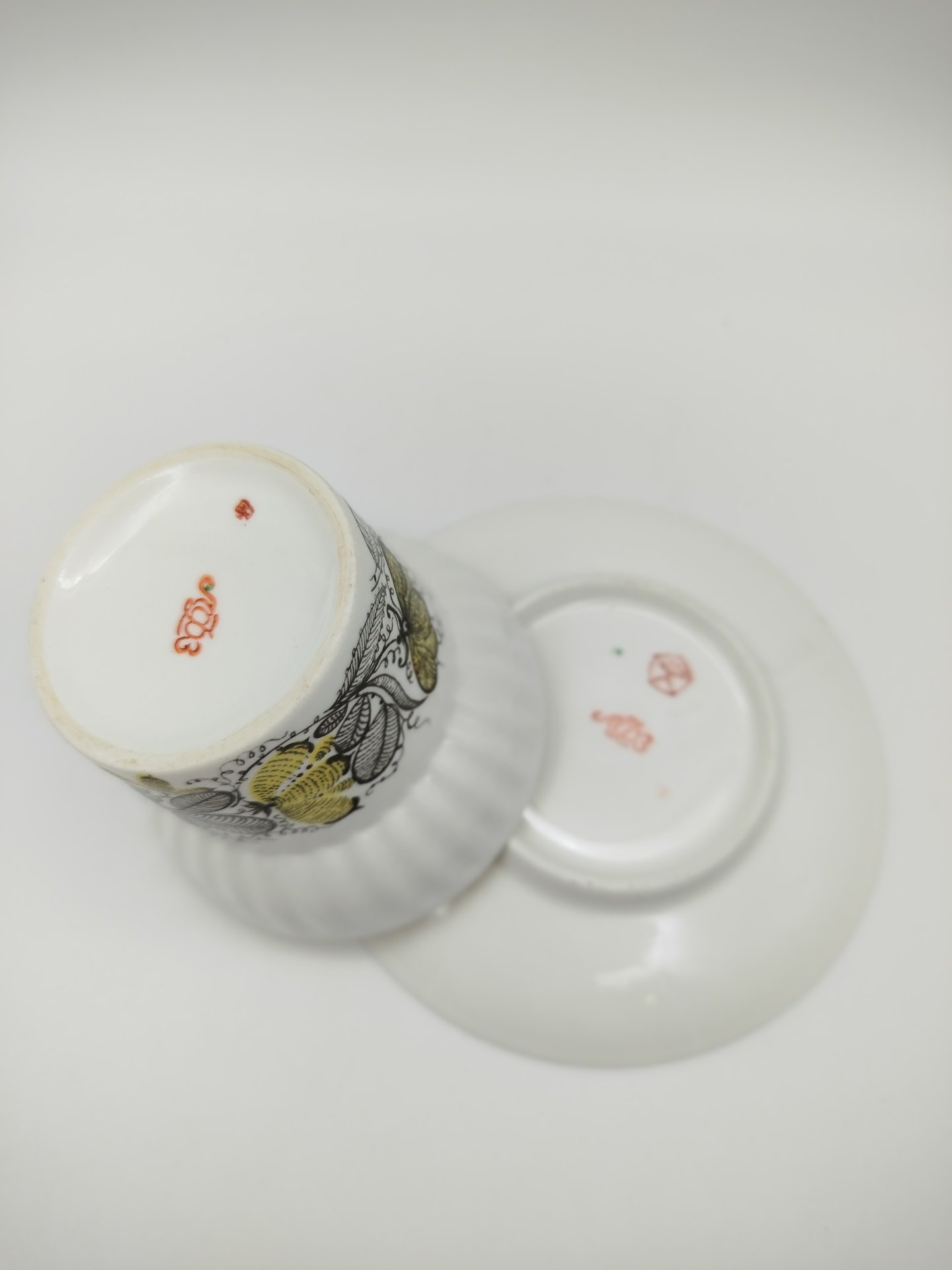 Пара чайная "Русское кружево", автор формы "Волна" Криммер Э.М., автор рисунка Беспалова-Михалева Т.Н.