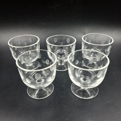 Набор из пяти рюмок с декором в виде ямок, стекло, СССР, 1970-1990 гг.