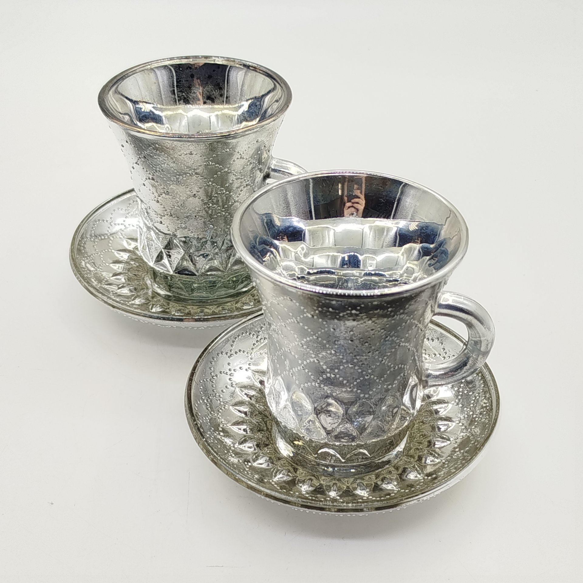 Набор 2-х кофейных пар с рельефным декором, стекло, крытье, серебрение, Уршельский стеклозавод имени 10-й годовщины Октября, СССР, 1973-1983 гг.