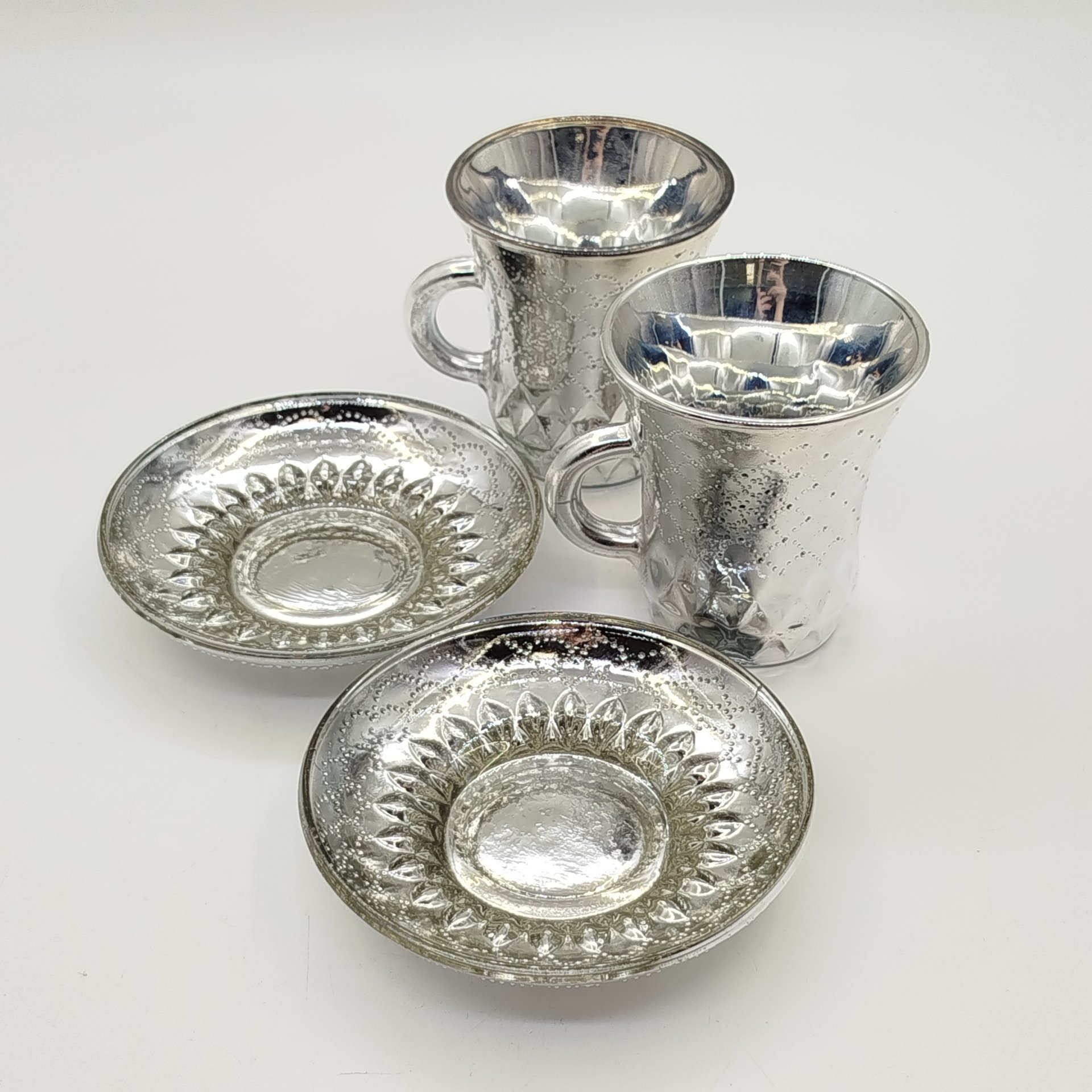 Набор 2-х кофейных пар с рельефным декором, стекло, крытье, серебрение, Уршельский стеклозавод имени 10-й годовщины Октября, СССР, 1973-1983 гг.