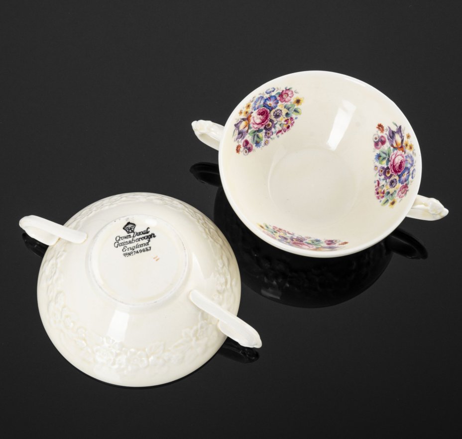 Пара пиал с ручками и двусторонним цветочным декором, Crown Ducal