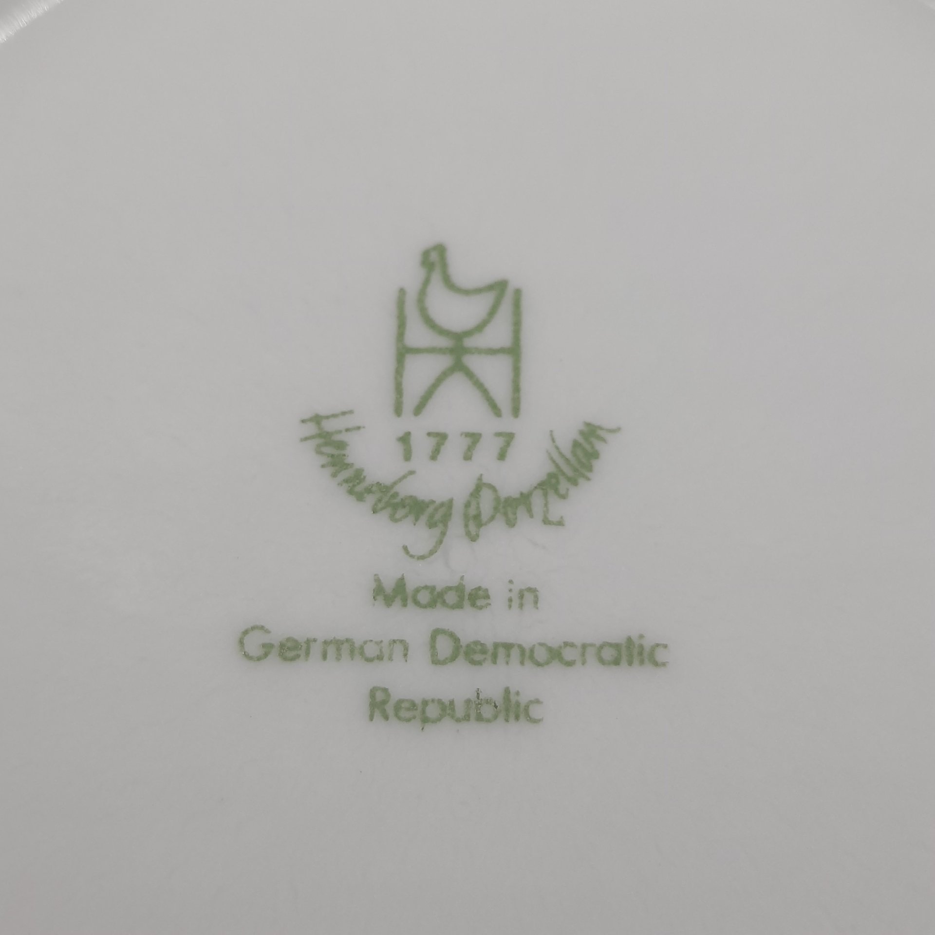 Набор из пяти розеток с цветочно-ажурным орнаментом, фарфор, деколь, золочение, Graf Von Henneberg Porzellan, 1777 Jlmenau, ГДР, 1977-1990 гг.
