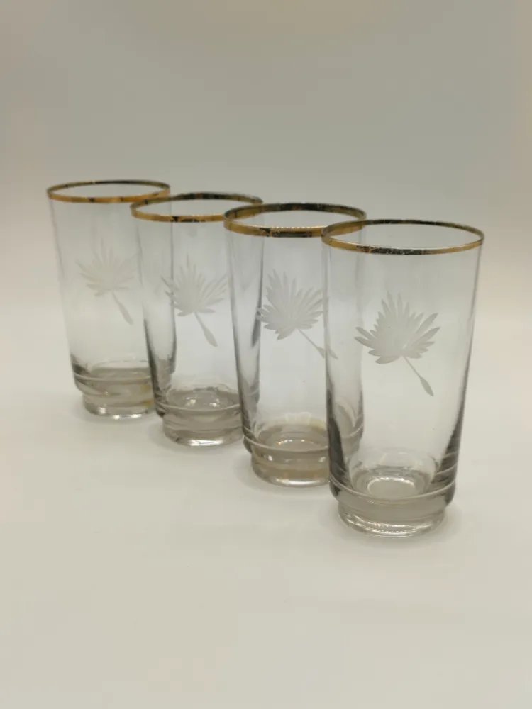 Набор стаканов на 4 персоны с растительным декором, стекло, золочение, СССР, 1970-1990 гг.