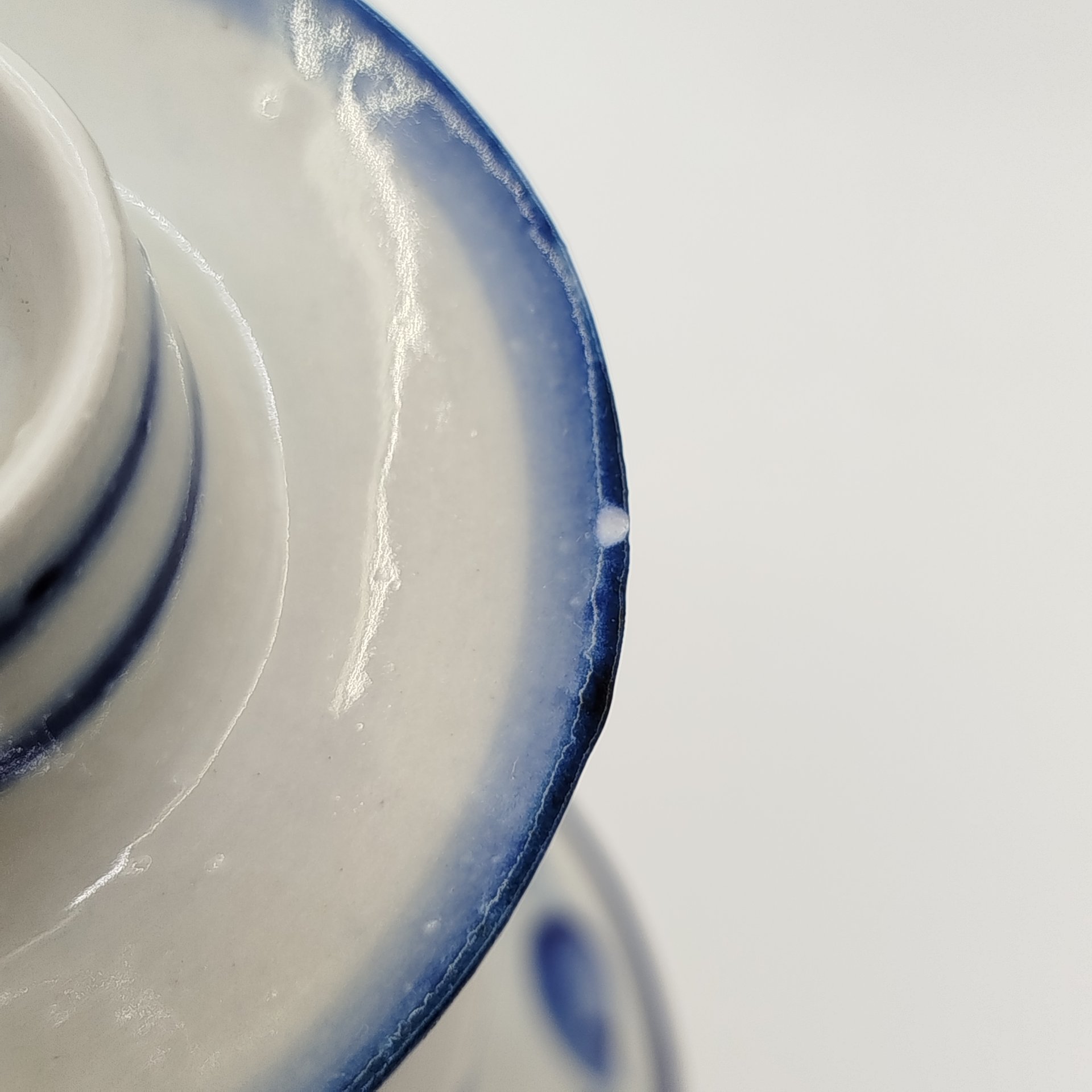 Подсвечники парные для одной свечи с цветочным декором, Гжель