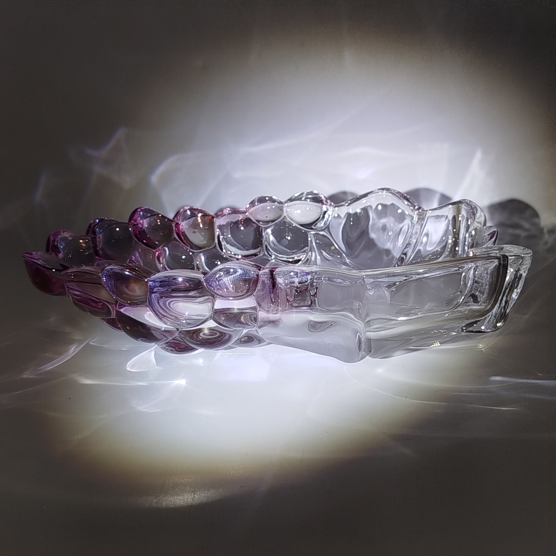 Ваза для конфет в виде винограда, цветное стекло, матирование, Walther Glas, Германия, 1980-2000 гг.