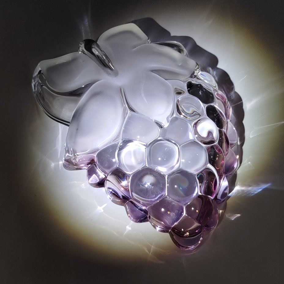 Ваза для конфет в виде винограда, цветное стекло, матирование, Walther Glas, Германия, 1980-2000 гг.