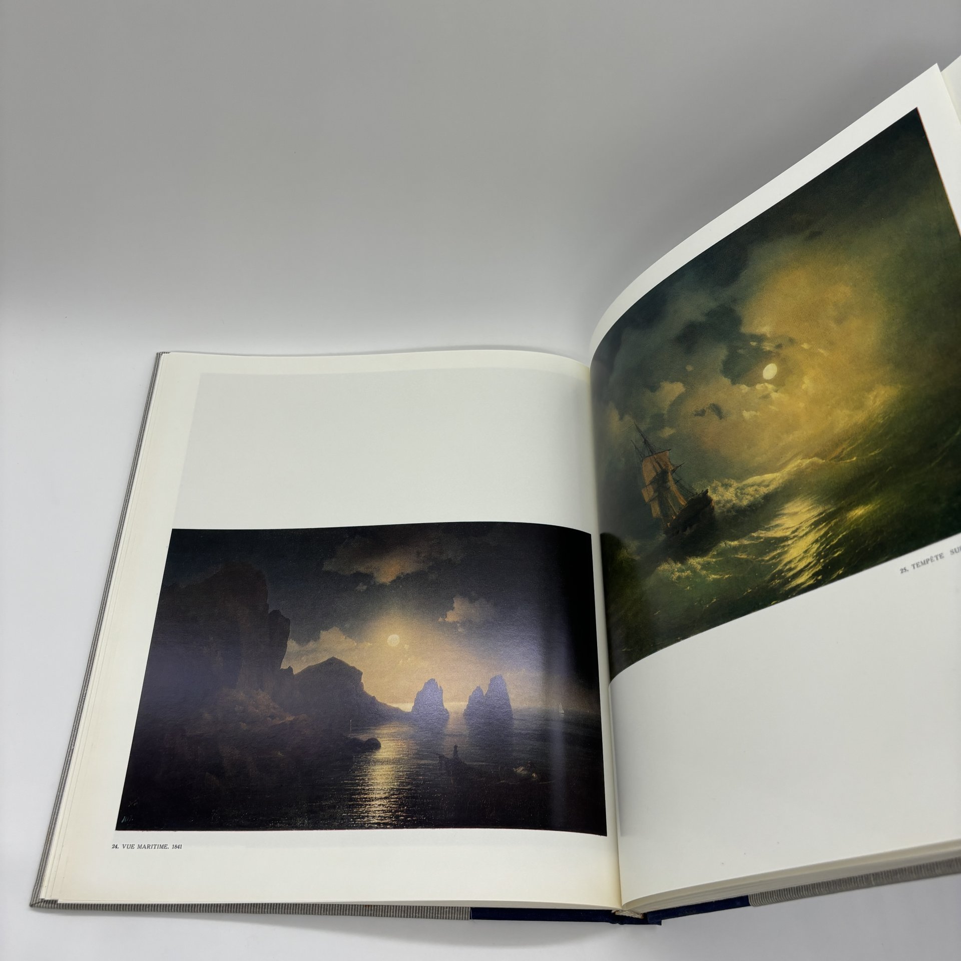 Альбом "Айвазовский" (на французском языке), Н. Новоуспенский, Издательство «Аврора»