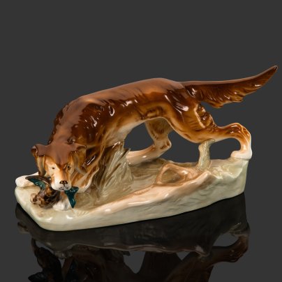 Статуэтка "Собака с дичью", фарфор, Royal Dux, Чехия, 1960-1993 гг.