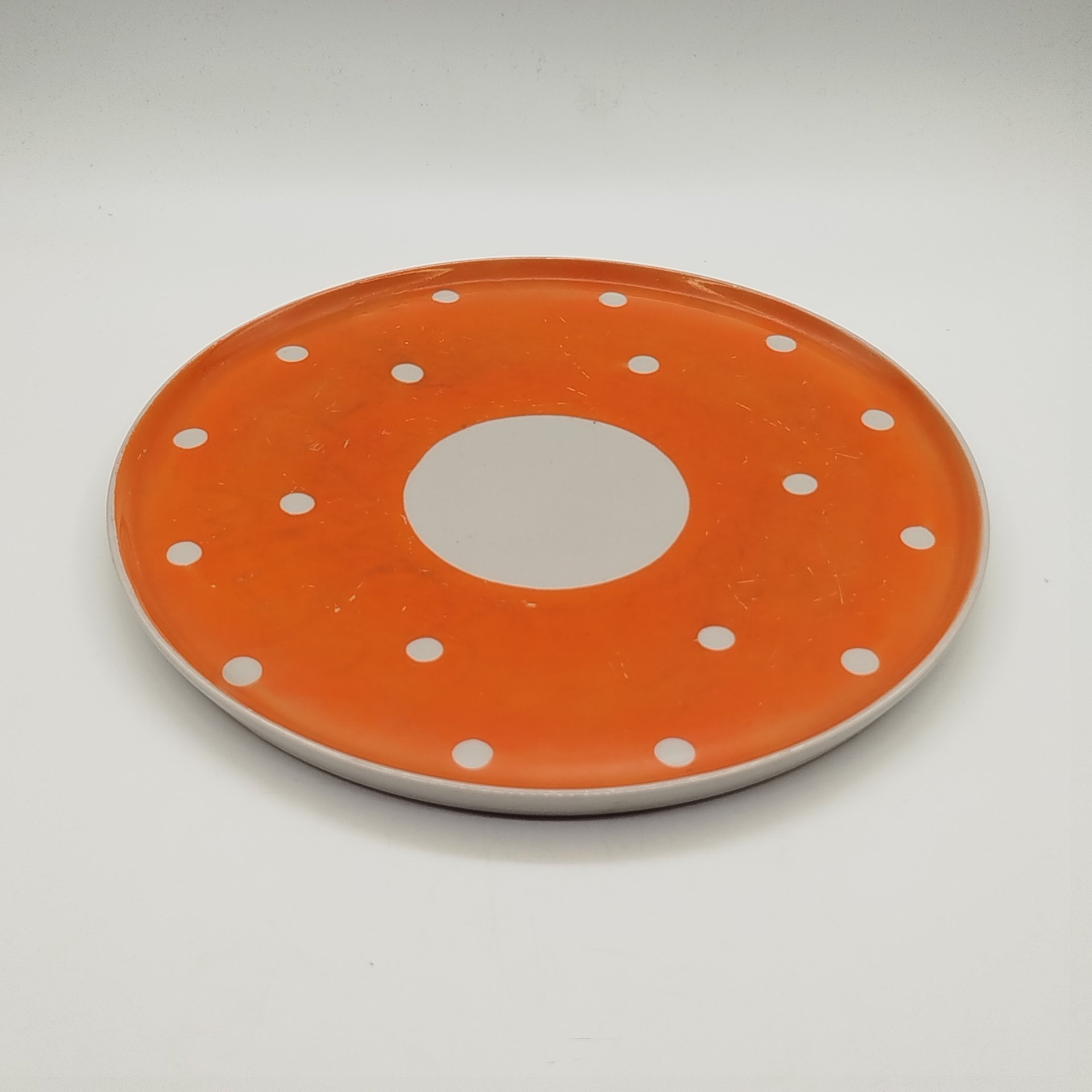 Поднос (блюдо) оранжевого цвета с декором в горох, фарфор, крытье, Дулевский фарфоровый завод (Дулёво), СССР, 1968-1991 гг.