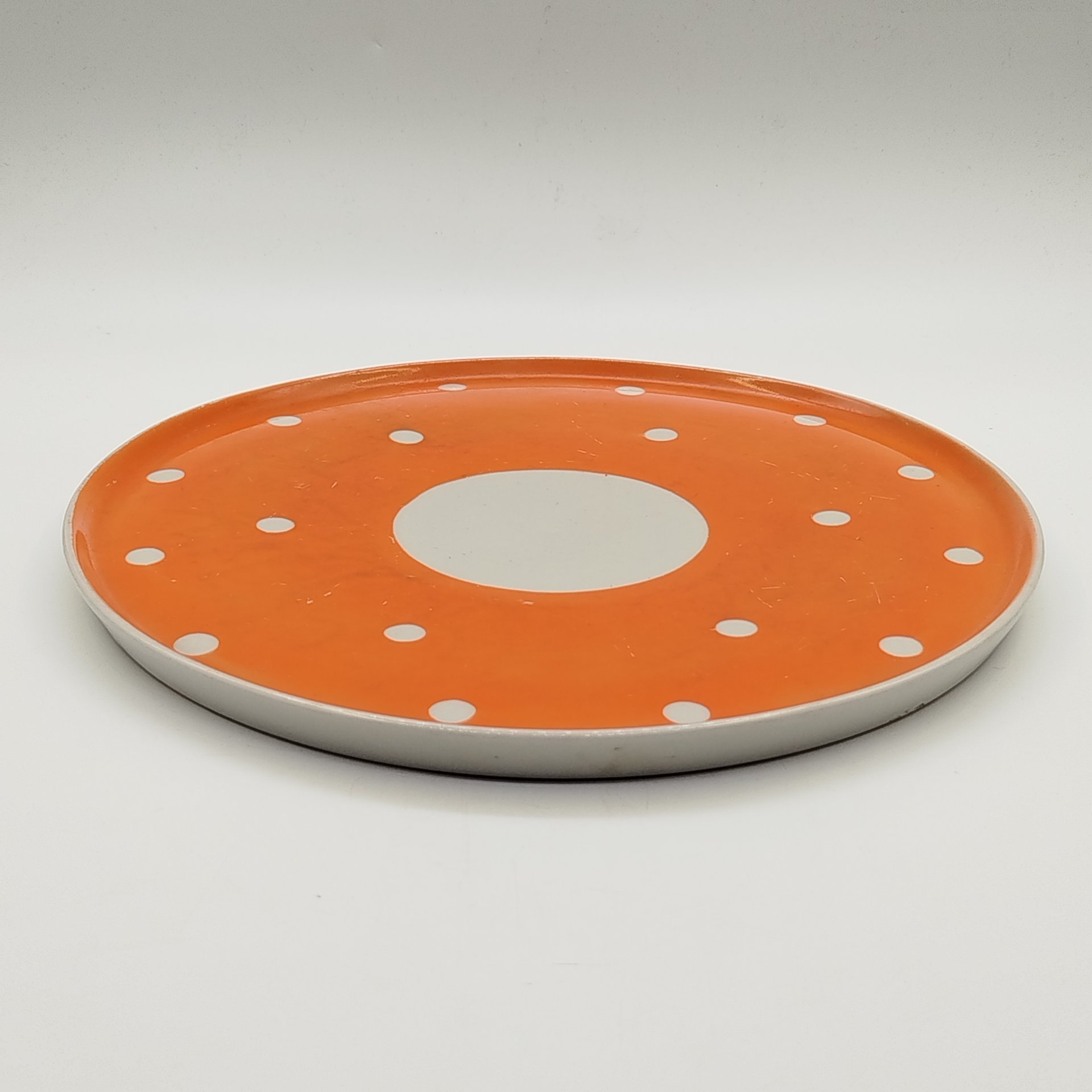 Поднос (блюдо) оранжевого цвета с декором в горох, фарфор, крытье, Дулевский фарфоровый завод (Дулёво), СССР, 1968-1991 гг.