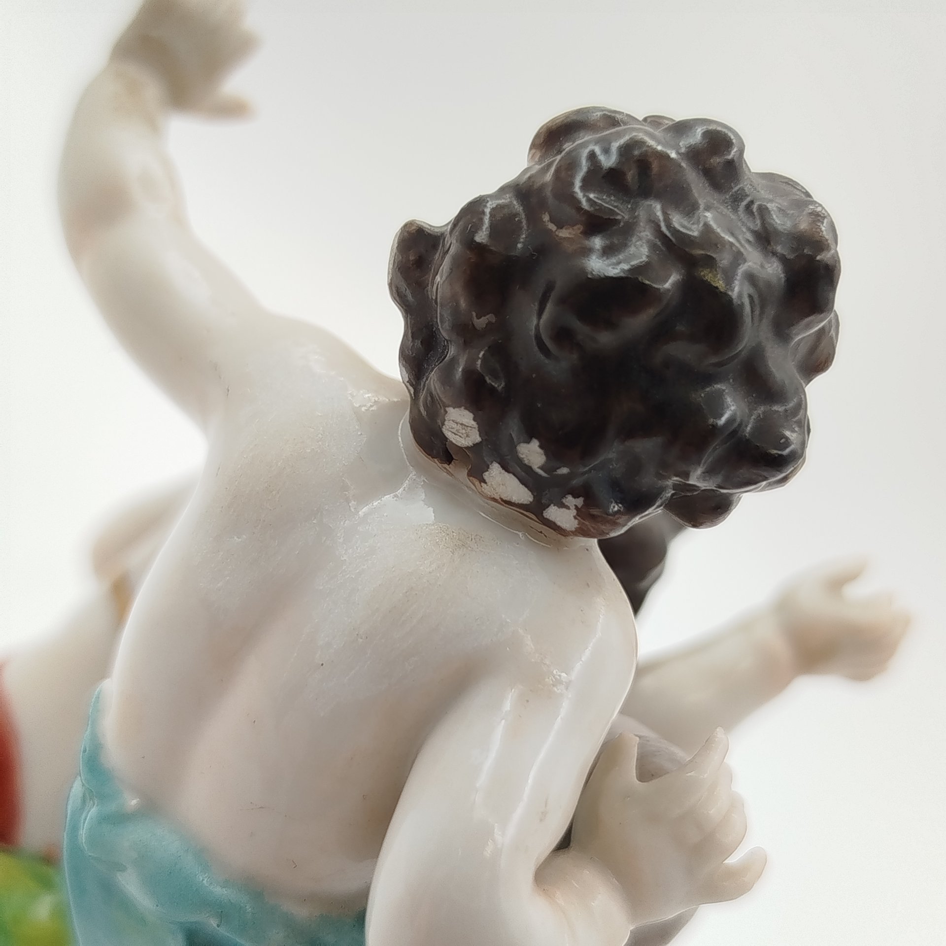 Статуэтка "Музыкальное трио", фарфор, роспись, золочение, Aelteste Volkstedt, Германия, 1945-1958 гг.