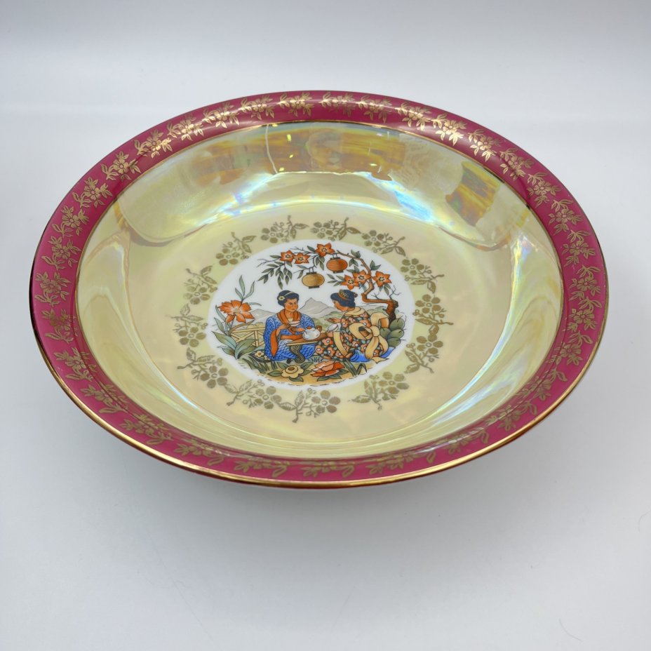 Салатник из сервиза "Гейша", фарфор, люстр, деколь, золочение, Spezial Eisenberg Porzellan (SEP), ГДР, 1960-1980 гг.