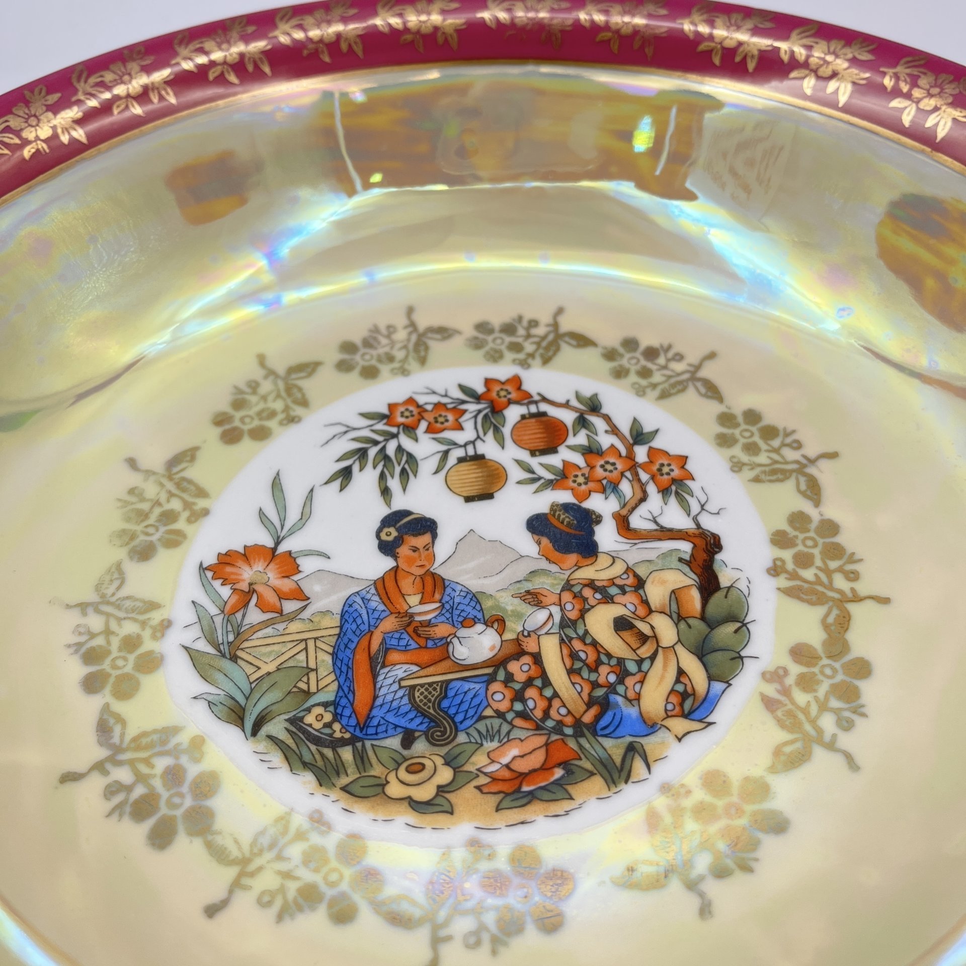 Салатник из сервиза "Гейша", фарфор, люстр, деколь, золочение, Spezial Eisenberg Porzellan (SEP), ГДР, 1960-1980 гг.