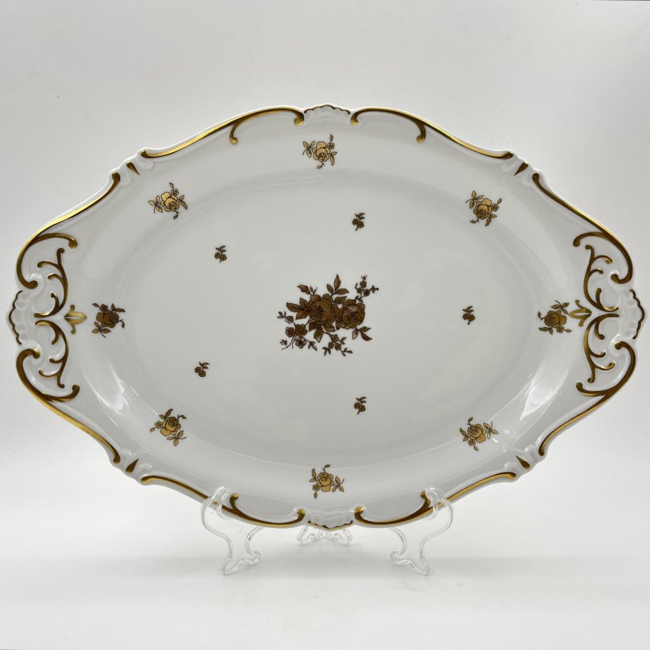 Блюдо, украшенное цветочным декором, серия "Katharina", фарфор, золочение, Weimar Porzellan (Веймарский фарфор), ГДР, 1950-1980 гг.