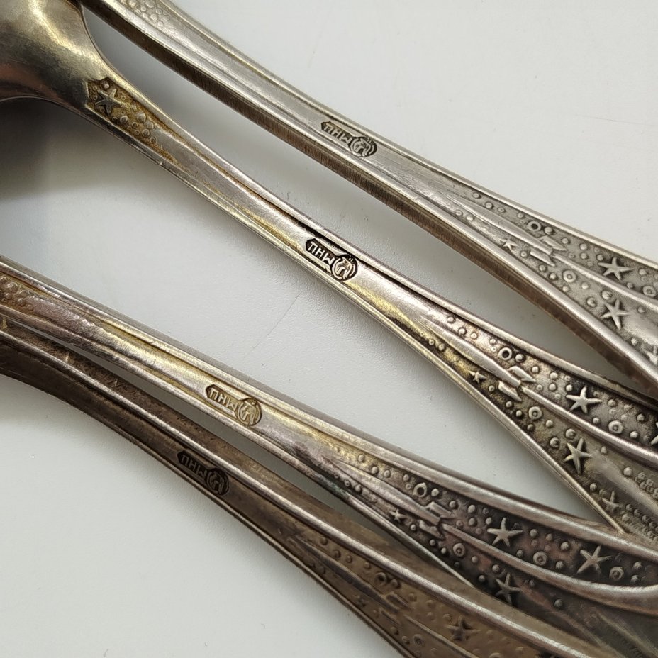 Набор из 4-х агитационных чайных ложек "50 лет Советской власти. Залп Авроры. 1917-1967 гг.", мНЦ (медь-никель-цинк), Кольчугинский завод цветных металлов, СССР, 1967 г.