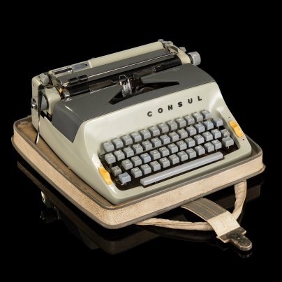 Машинка печатная "Consul Model 221" в оригинальном кофре