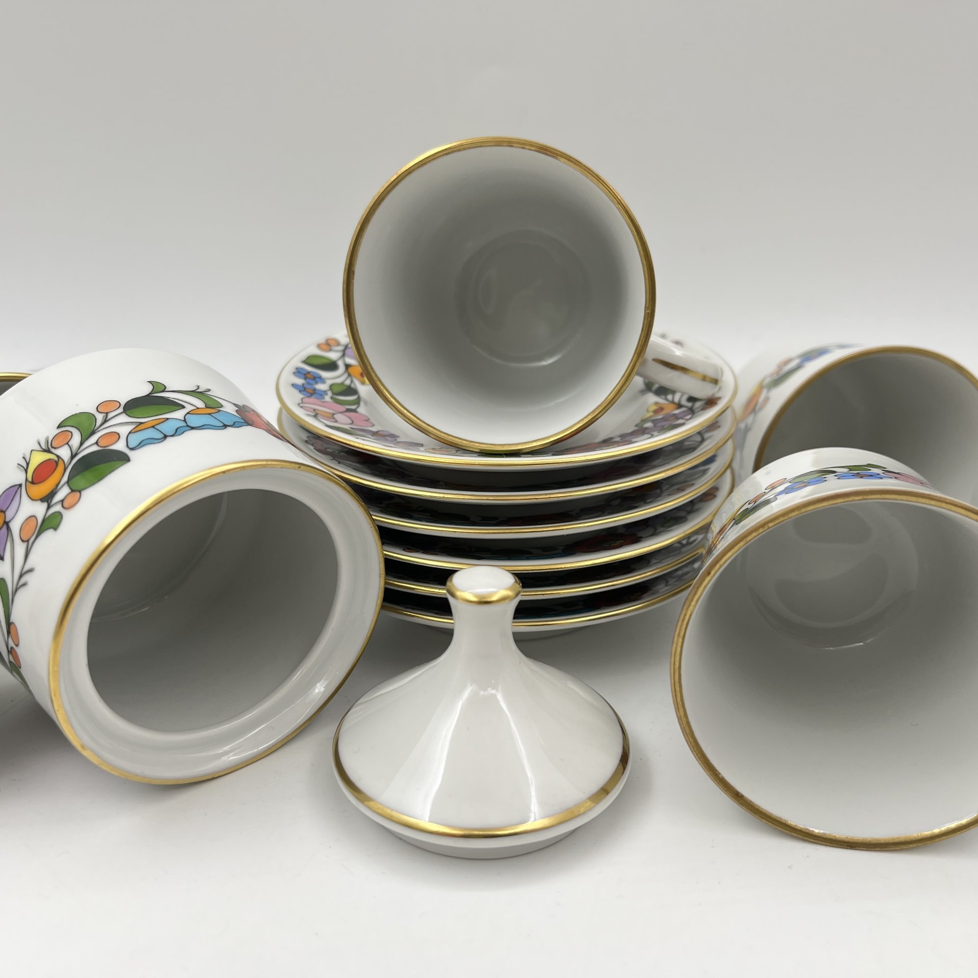 Набор кофейный с ярким цветочным декором на 6 персон (13 предметов)