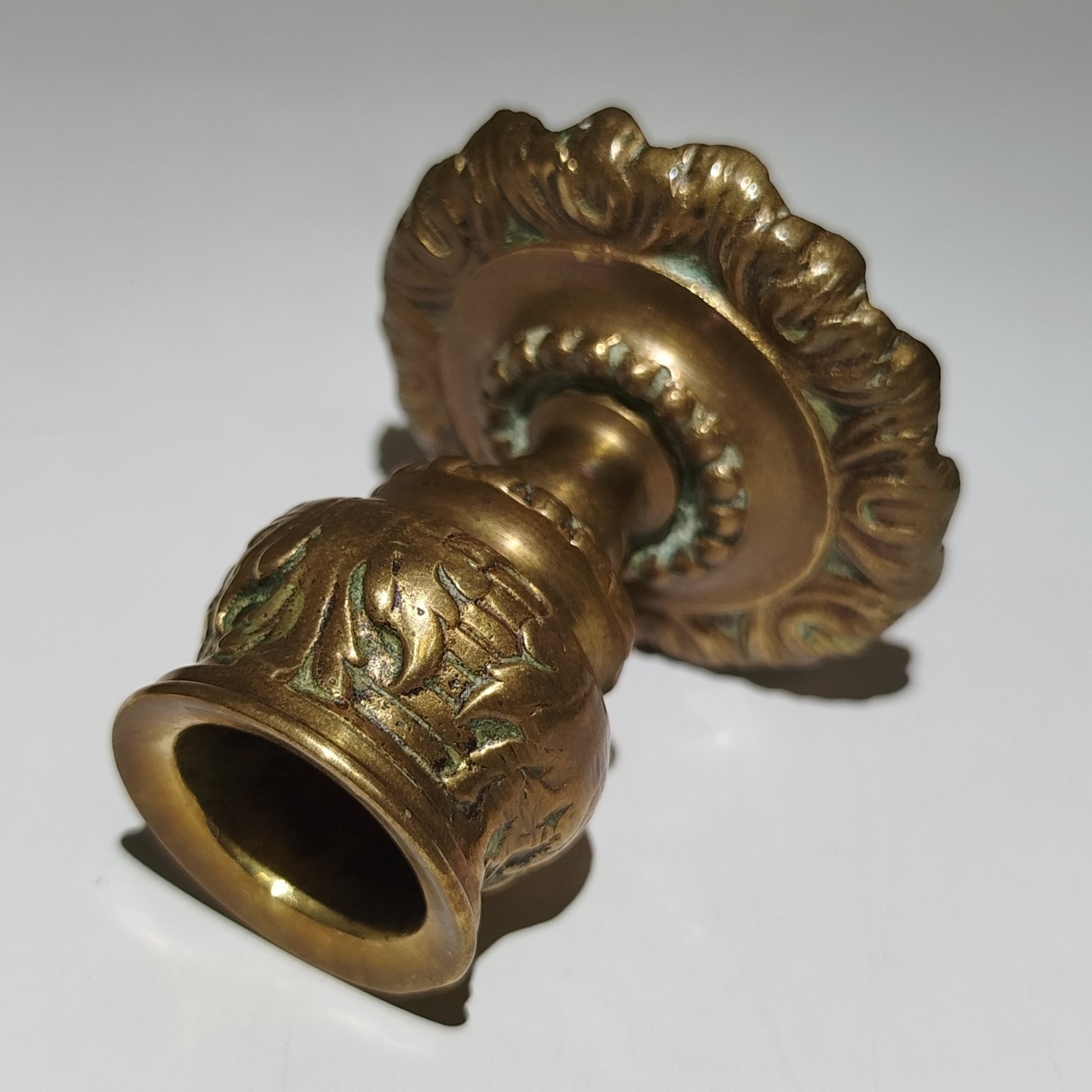 Подсвечник  миниатюрный на одну свечу, латунь, литье, Европа, 1970-1990 гг.