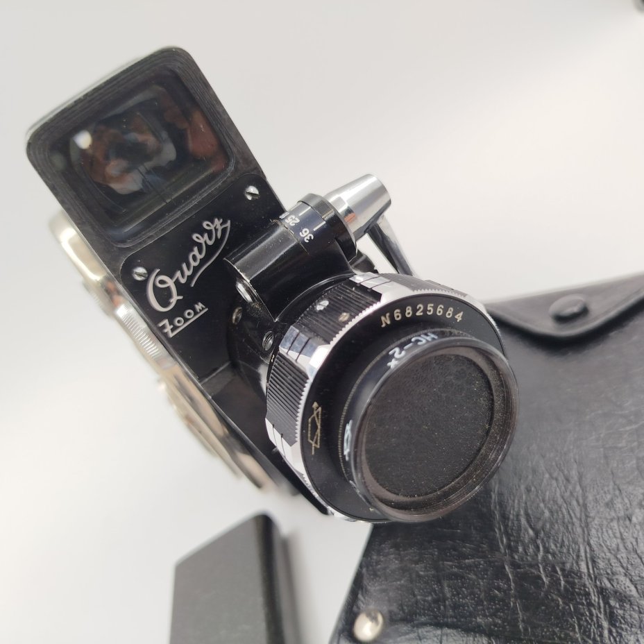 Кинокамера "Quarz ZOOM" (Кварц 3) в кофре и светофильтрами в комплекте, Красногорский механический завод (КМЗ)