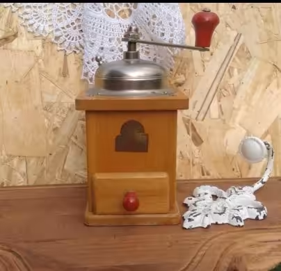 Ручная кофемолка, Armin Trosser