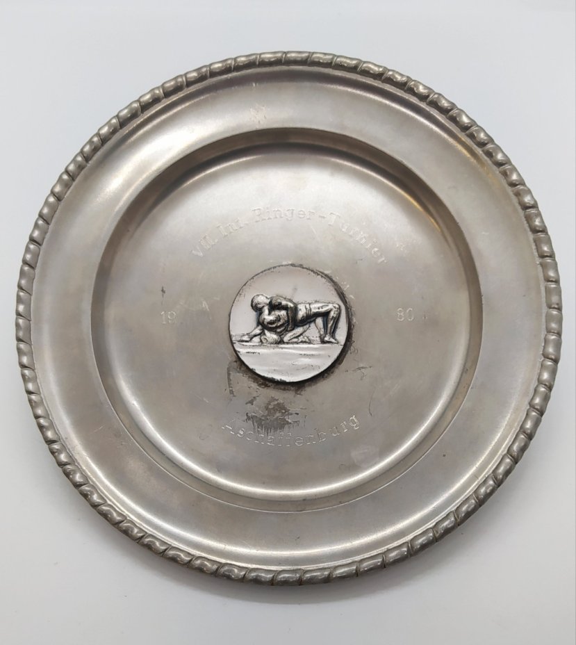 Тарелка памятная "VII. Int. Ringer-Turnier Aschaffenburg" (7-й Международный турнир по борьбе, г. Ашаффенбург)