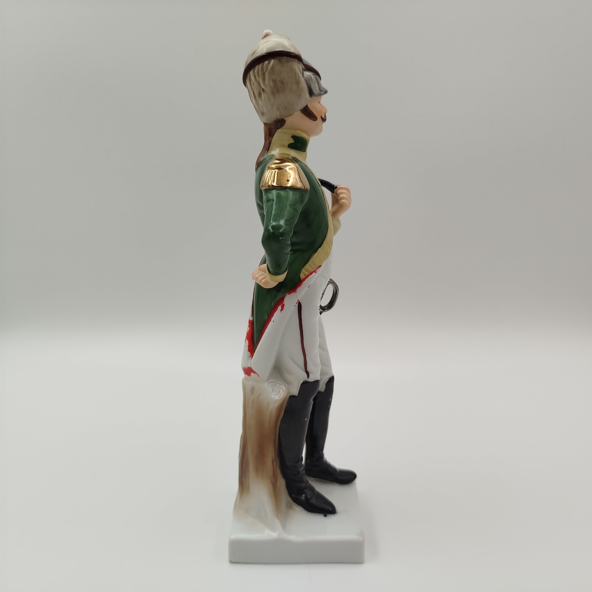 Статуэтка на постаменте "Soldat d'Infanterie" (солдат пехоты) из серии "Армия Наполеона"