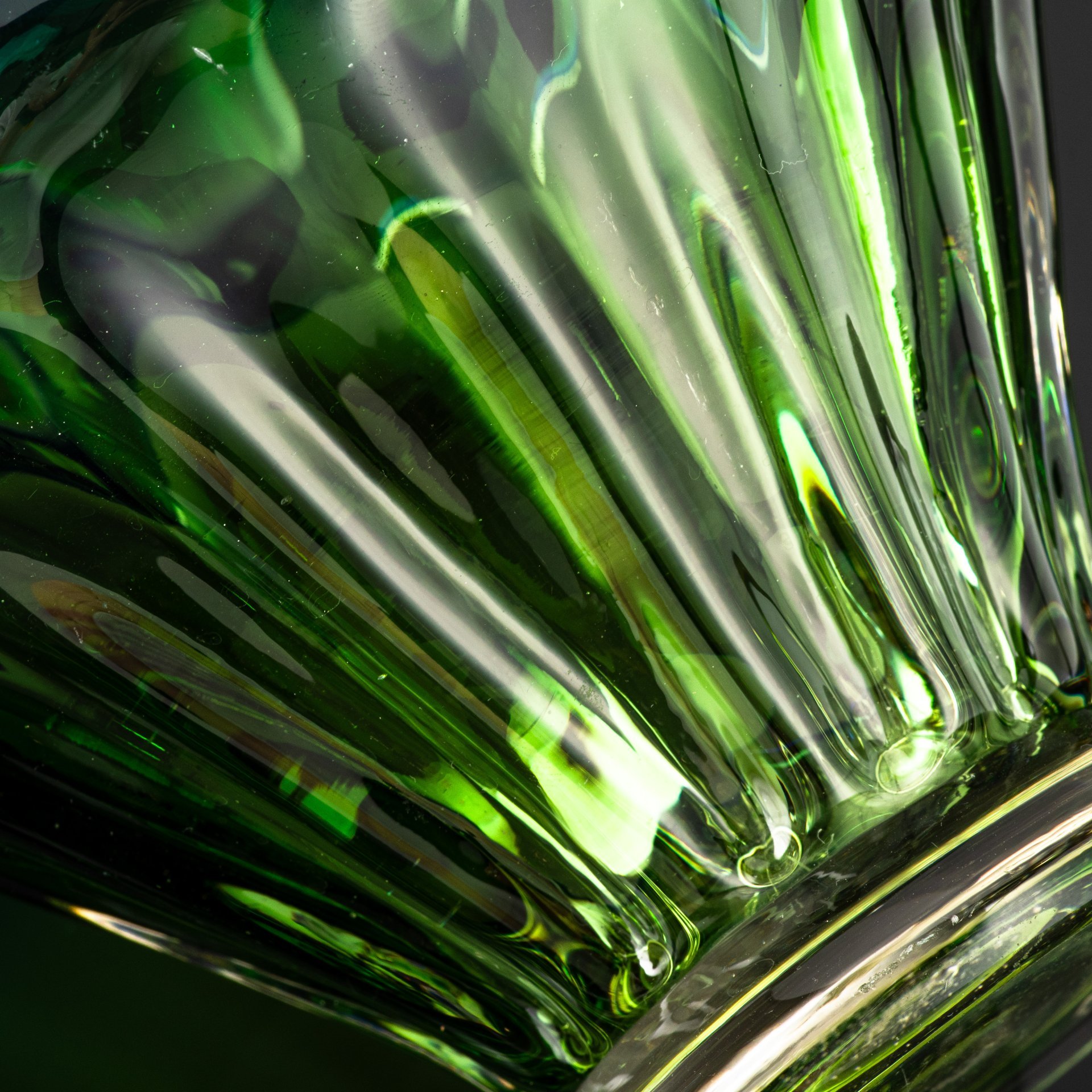 Ваза (конфетница) сине-зеленого оттенка, стекло, гутная техника, Львовская керамико-скульптурная фабрика (ЛКСФ), СССР, 1960-1980 гг.