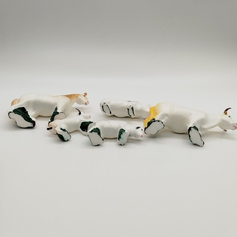 Набор игрушек «Домашние животные», в оригинальной упаковке, ММП РСФСР "Управление художественных изделий и игрушек Мособлисполкома", Осташевская фабрика, пенопласт прессованный, картон, крашение, печать, СССР, 1970-1980 гг.