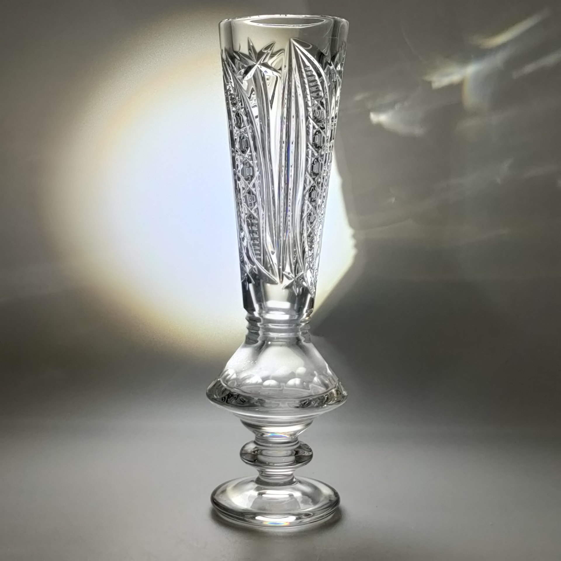 Ваза (кубок) с резным растительным декором, хрусталь, алмазная грань, СССР, 1970-1990 гг.