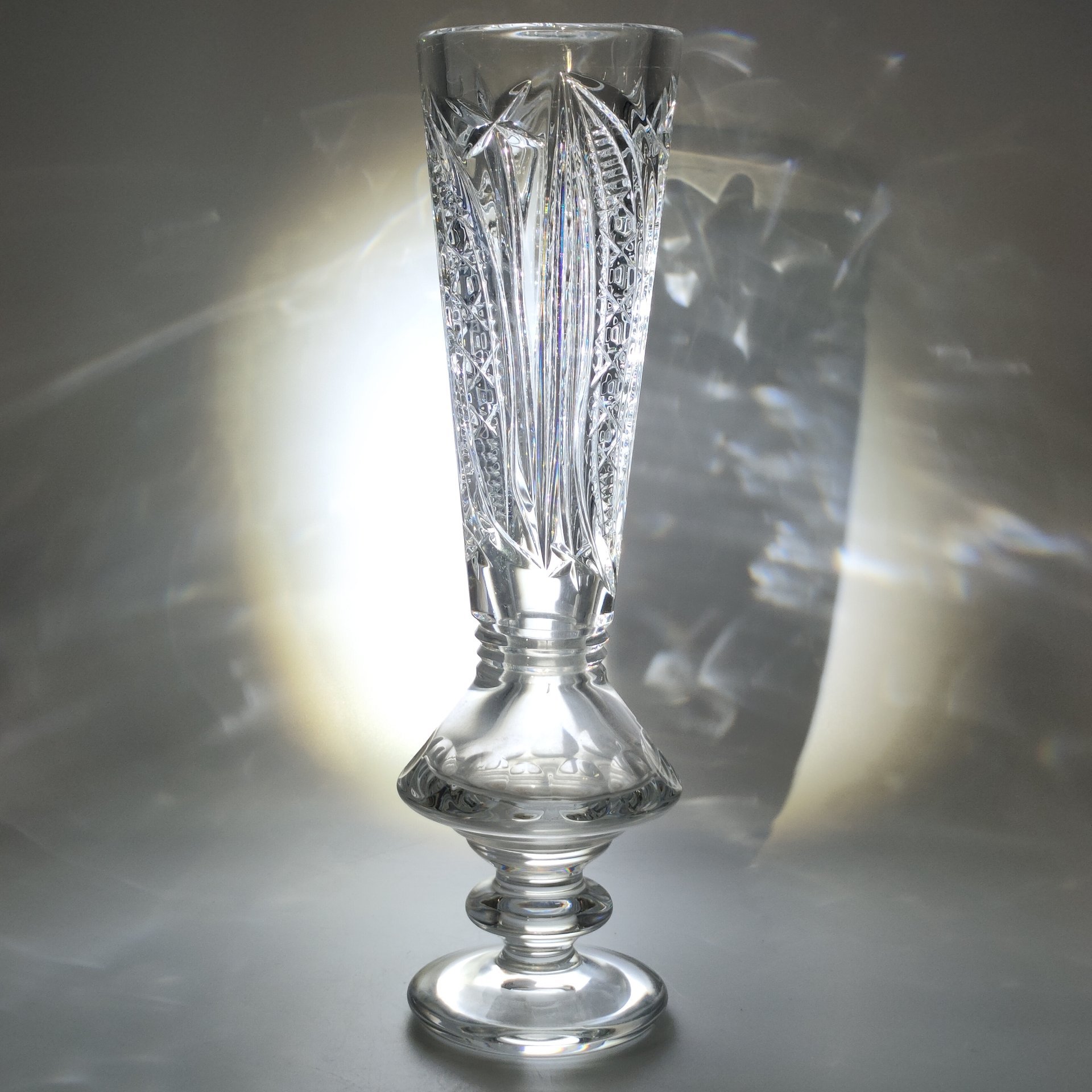 Ваза (кубок) с резным растительным декором, хрусталь, алмазная грань, СССР, 1970-1990 гг.