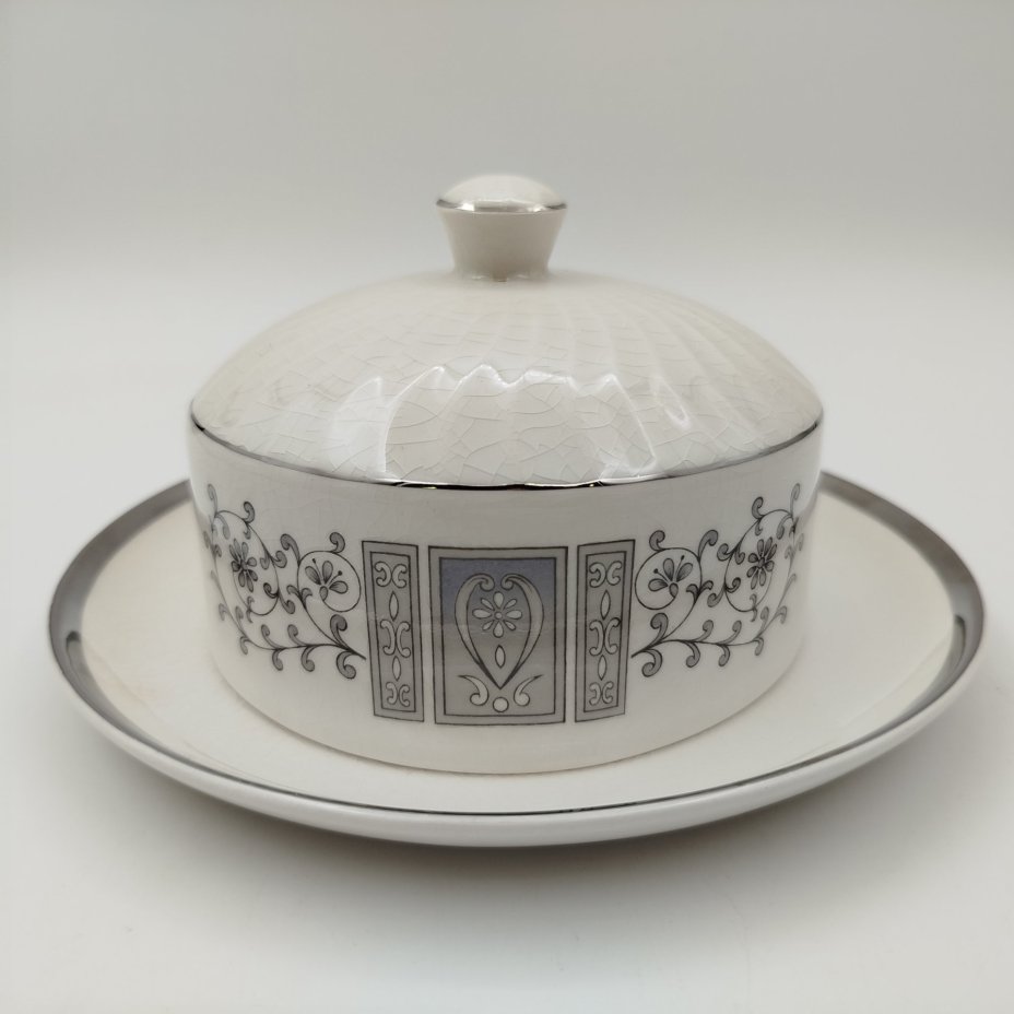Маслёнка с растительным декором, фаянс, деколь, Enoch Wedgwood (Tunstall) Ltd., Великобритания, 1960-1980 гг.