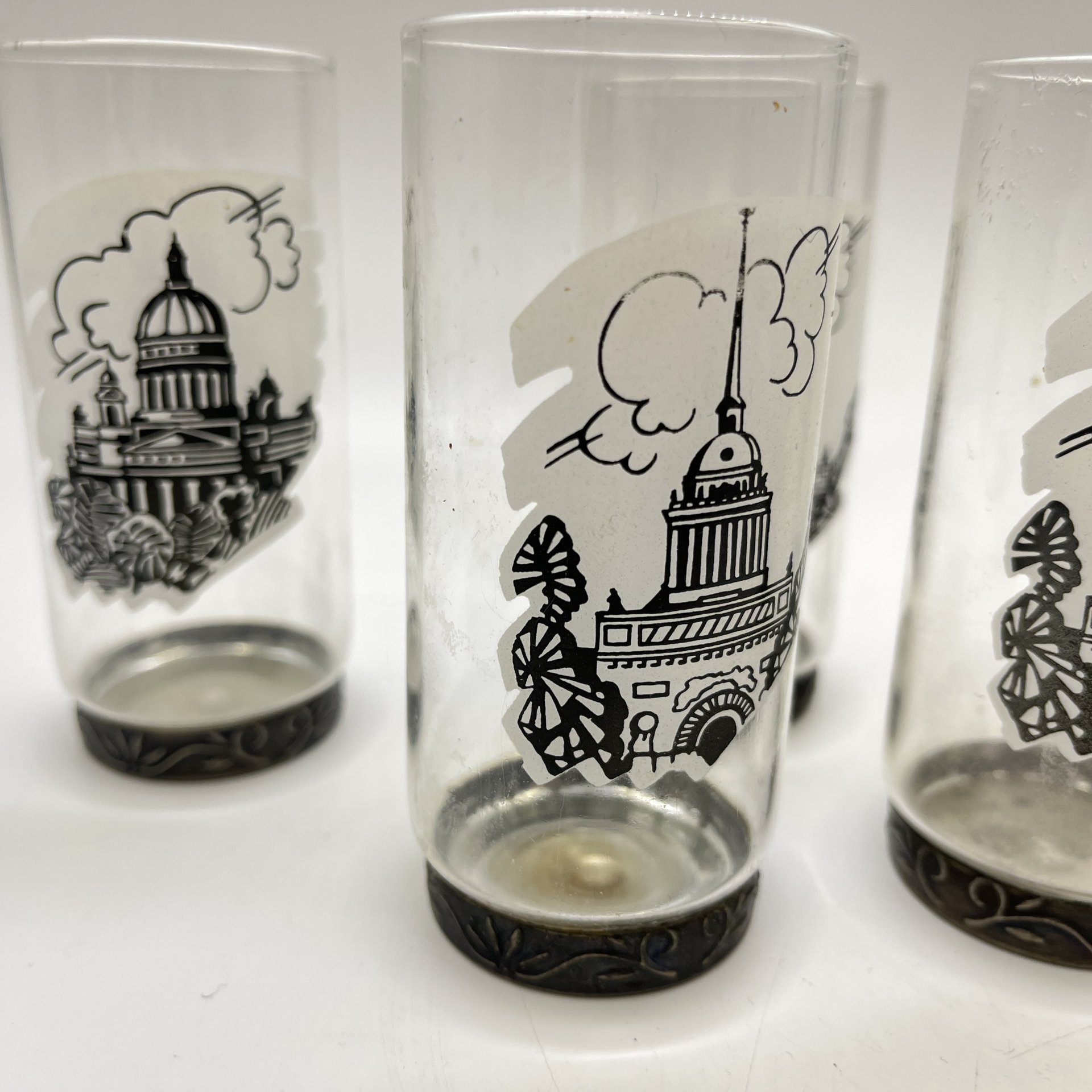 Набор из 5 высоких рюмок "Петербург", стекло, мельхиор, деколь, СССР, 1970-1990 гг.