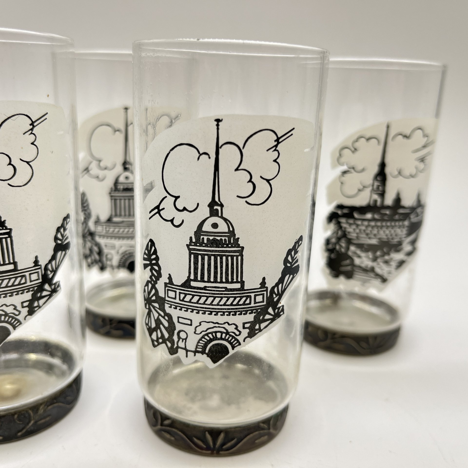 Набор из 5 высоких рюмок "Петербург", стекло, мельхиор, деколь, СССР, 1970-1990 гг.