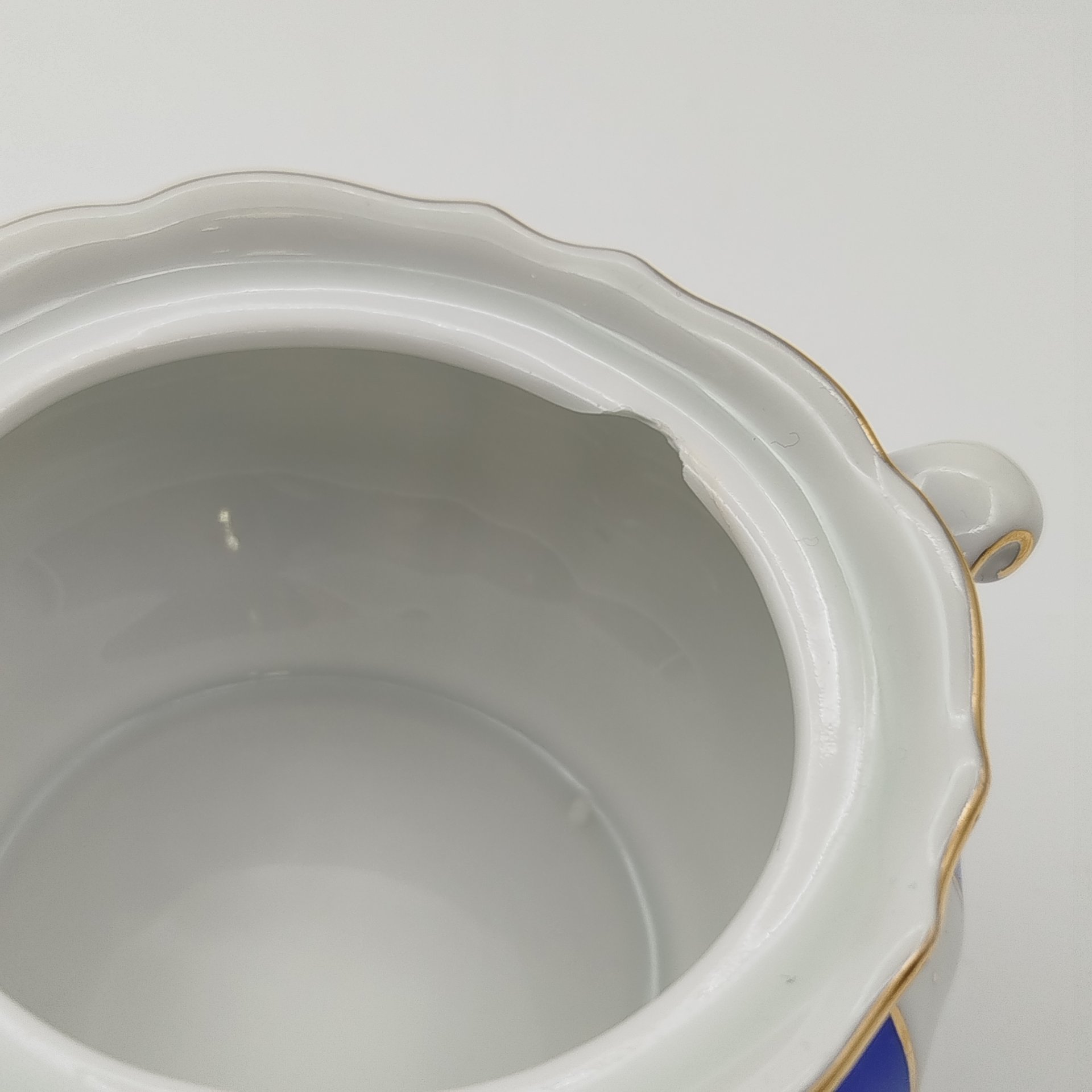 Сервиз кофейный на 5 персон (16 предметов), украшенный цветочным декором, фарфор, крытье, деколь, золочение, Stadtilmer Porzellan, Германия, 1950-1970 гг.