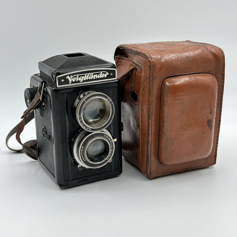 Фотоаппарат "Voightlander Brilliant" в оригинальном кофре