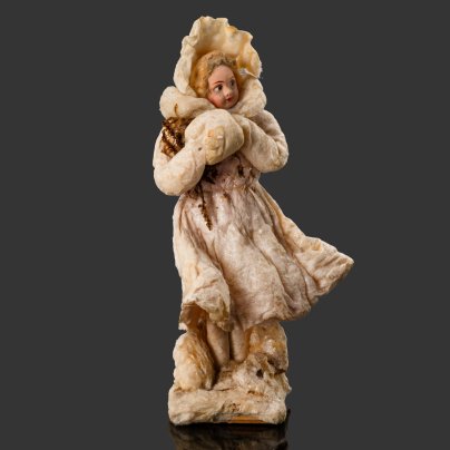 Игрушка ёлочная подставная "Девушка с муфтой" ("Снегурочка"), артель "Изокульт", г. Ленинград