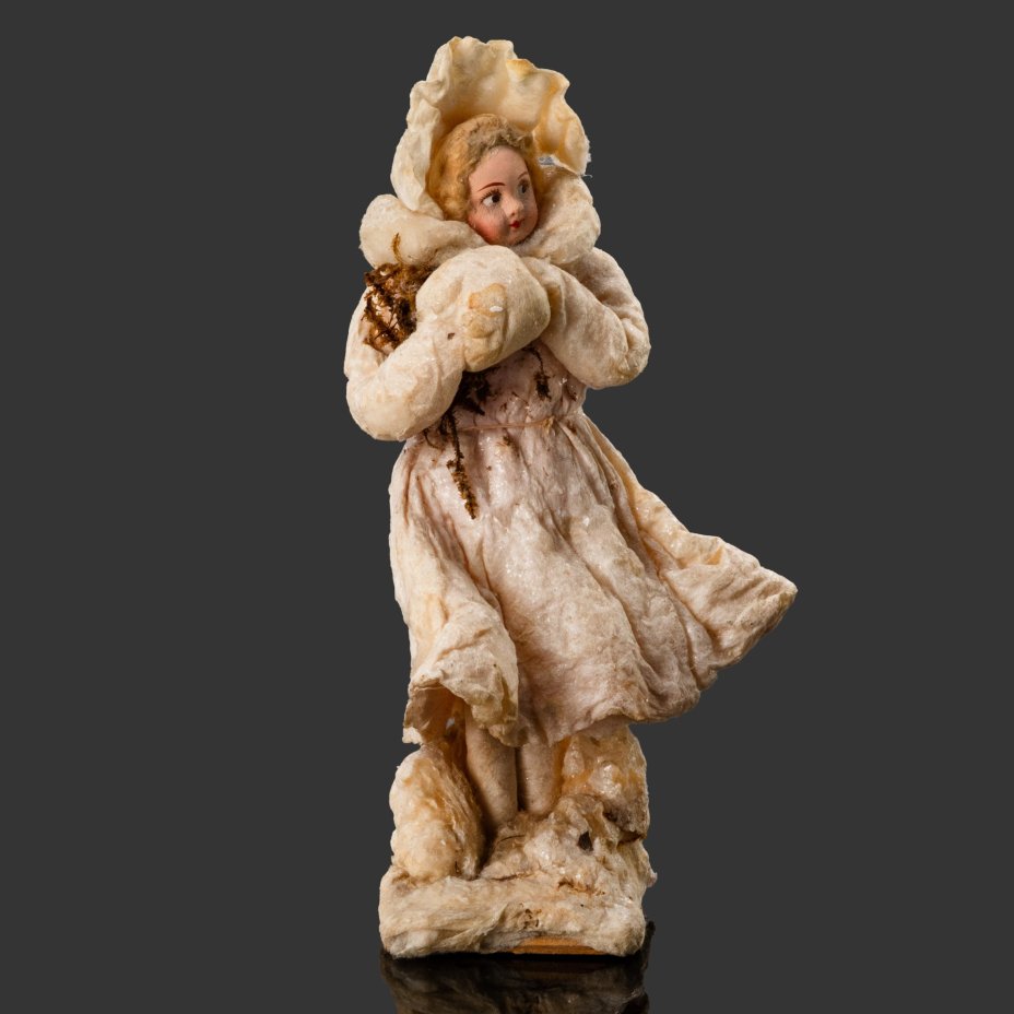 Игрушка ёлочная подставная "Девушка с муфтой" ("Снегурочка"), артель "Изокульт", г. Ленинград