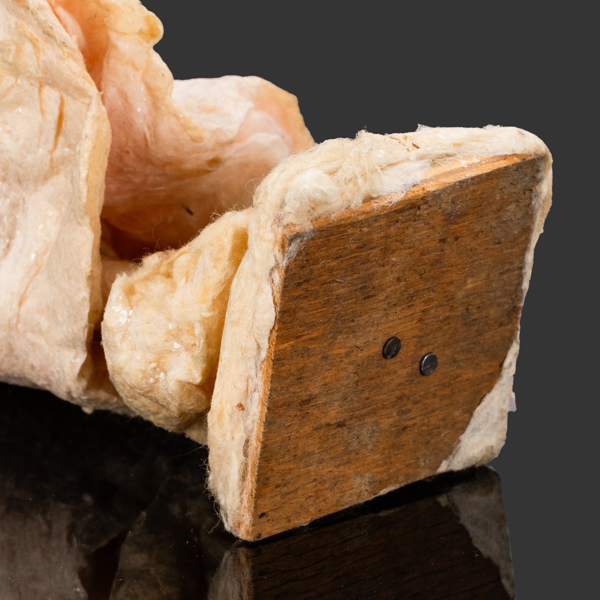 Игрушка ёлочная подставная "Девушка с муфтой" ("Снегурочка"), артель "Изокульт", г. Ленинград