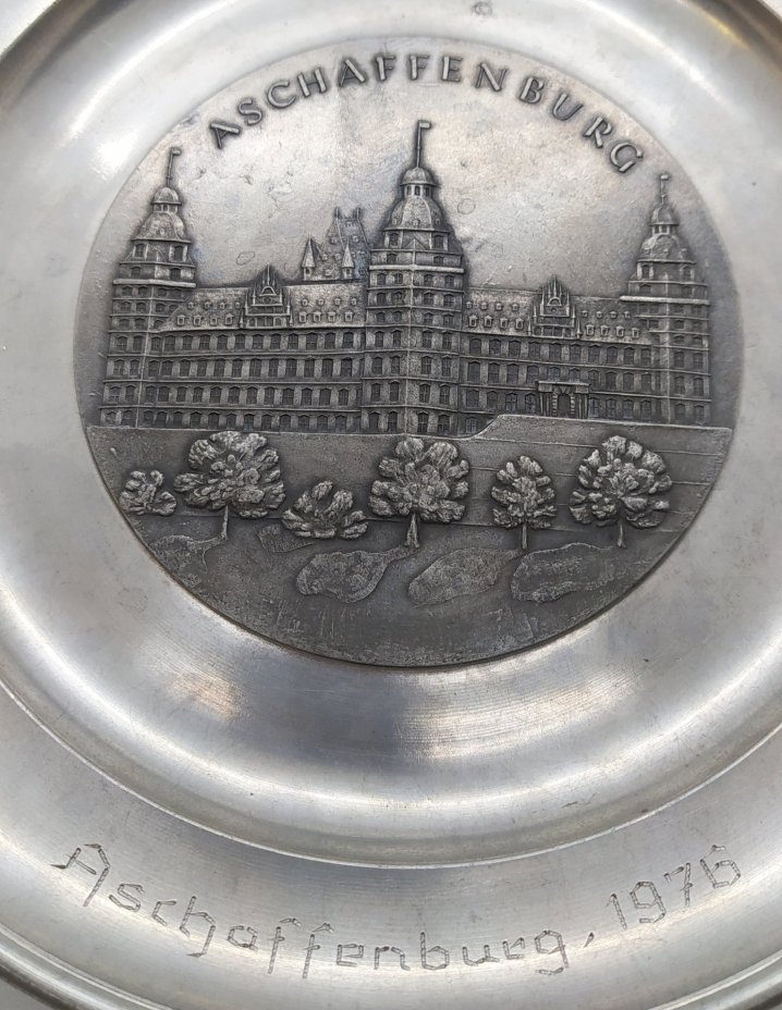 Тарелка памятная "Int. Ringer-Turnier Aschaffenburg" (Международный турнир по борьбе, г. Ашаффенбург)