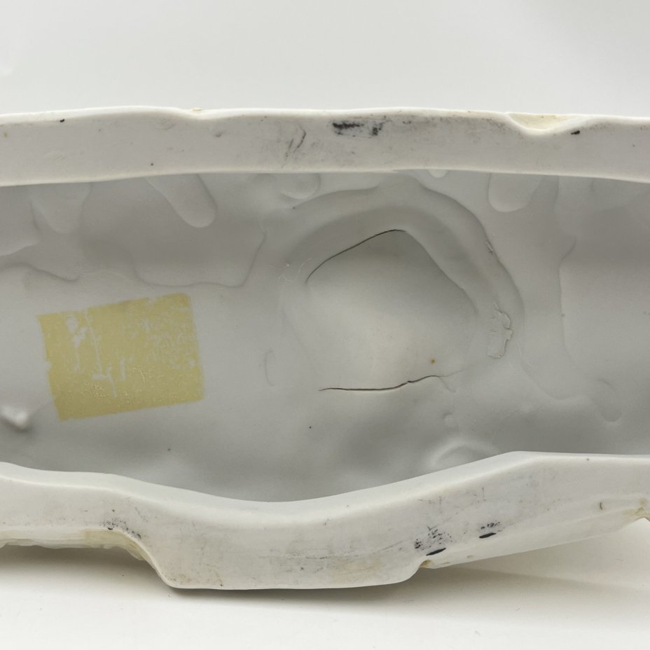 Статуэтка (вазочка) в виде девушки с тележкой