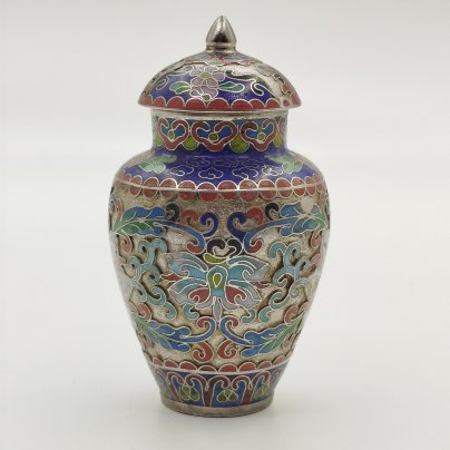 Чайница миниатюрная (ваза с крышкой), украшенная цветочным декором, Китай