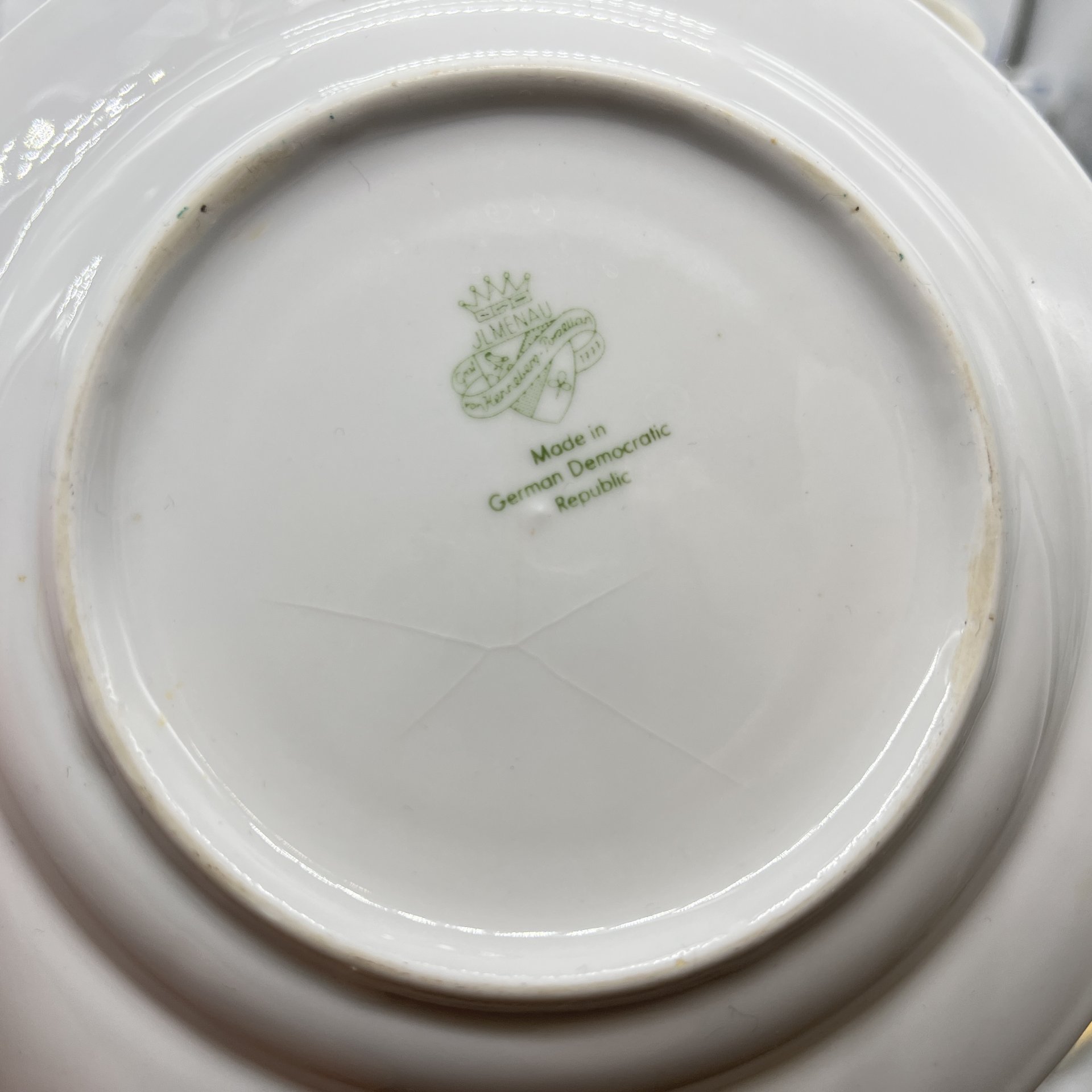 Чайная пара с декором в виде цветочных гирлянд, фарфор, деколь золочение, Graf Von Henneberg Porzellan, 1777 Jlmenau, ГДР, 1973-1977 гг.