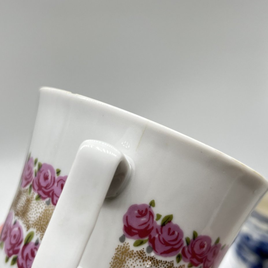 Чайная пара с декором в виде цветочных гирлянд, фарфор, деколь золочение, Graf Von Henneberg Porzellan, 1777 Jlmenau, ГДР, 1973-1977 гг.