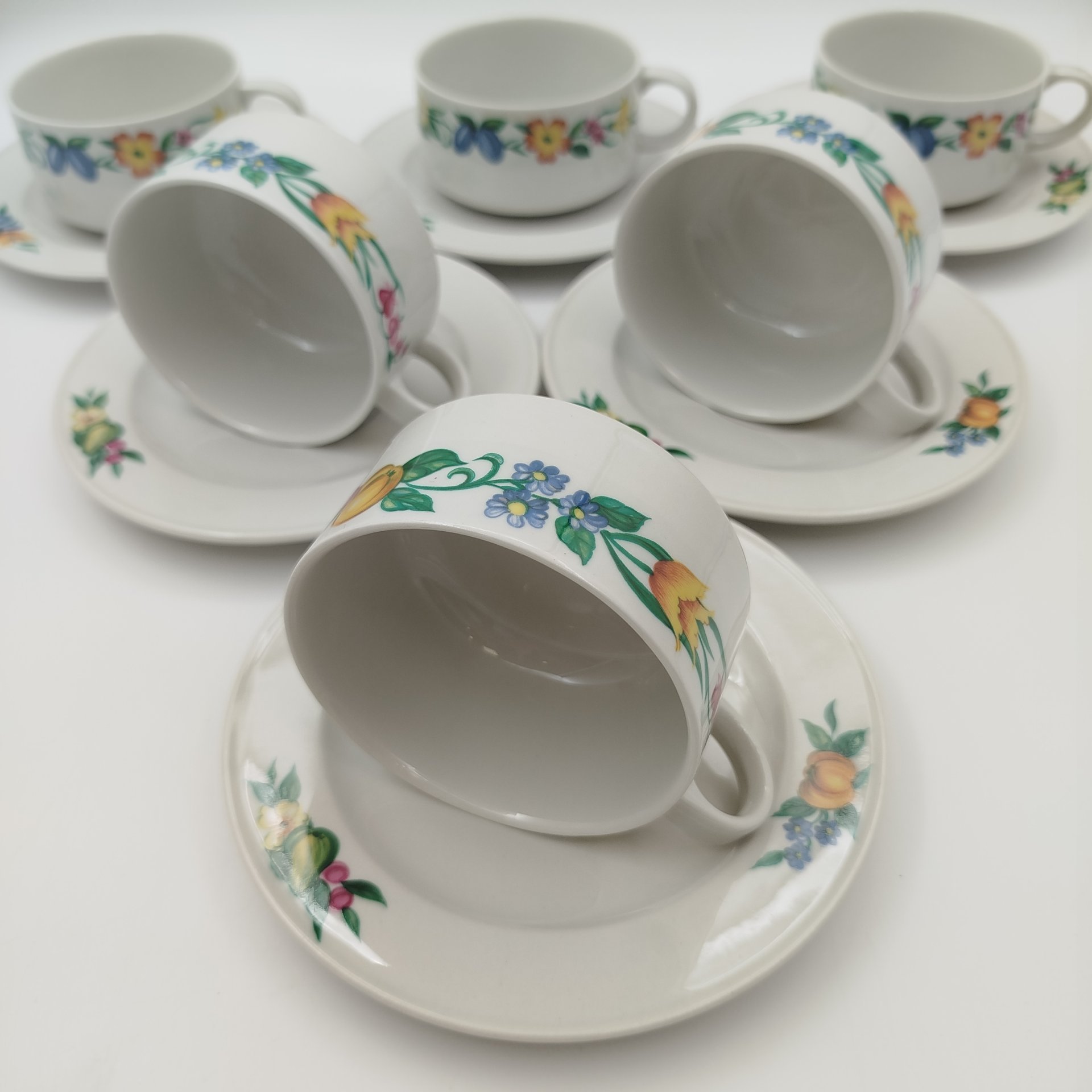 Набор чайных пар с цветочным и ягодным декором на 6 персон, Villeroy & Boch