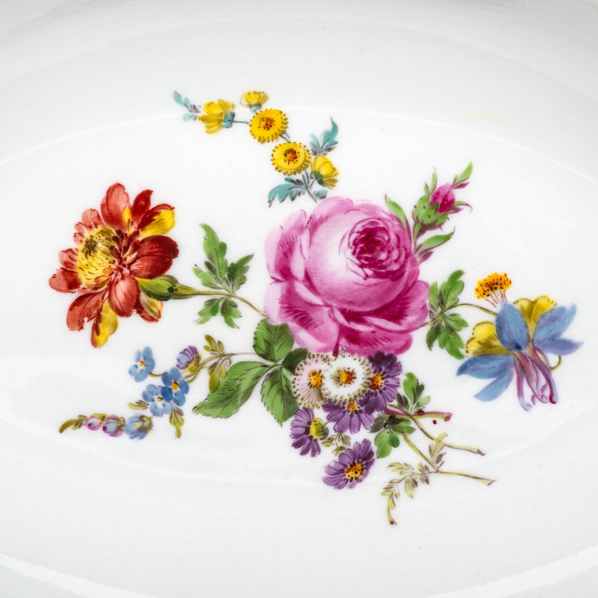 Блюдо овальной формы с цветочным декором, фарфор, роспись, Meissen (Мейсенский фарфор), Германия, 1934-1945 гг.