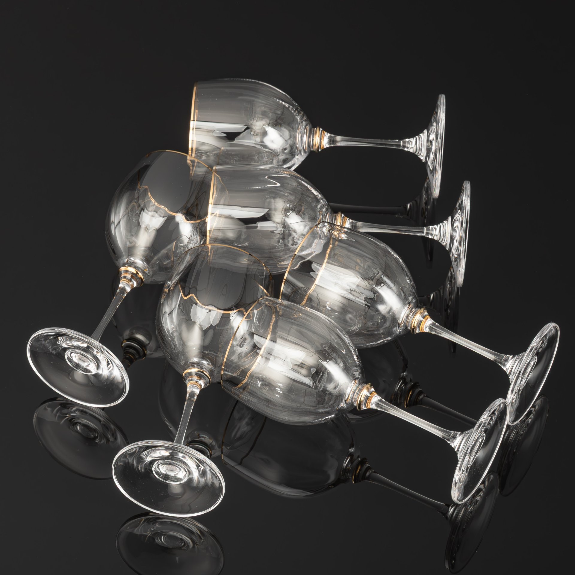 Набор бокалов для вина с рельефным декором на 6 персон, хрусталь, золочение, Европа, 1990-2010 гг.