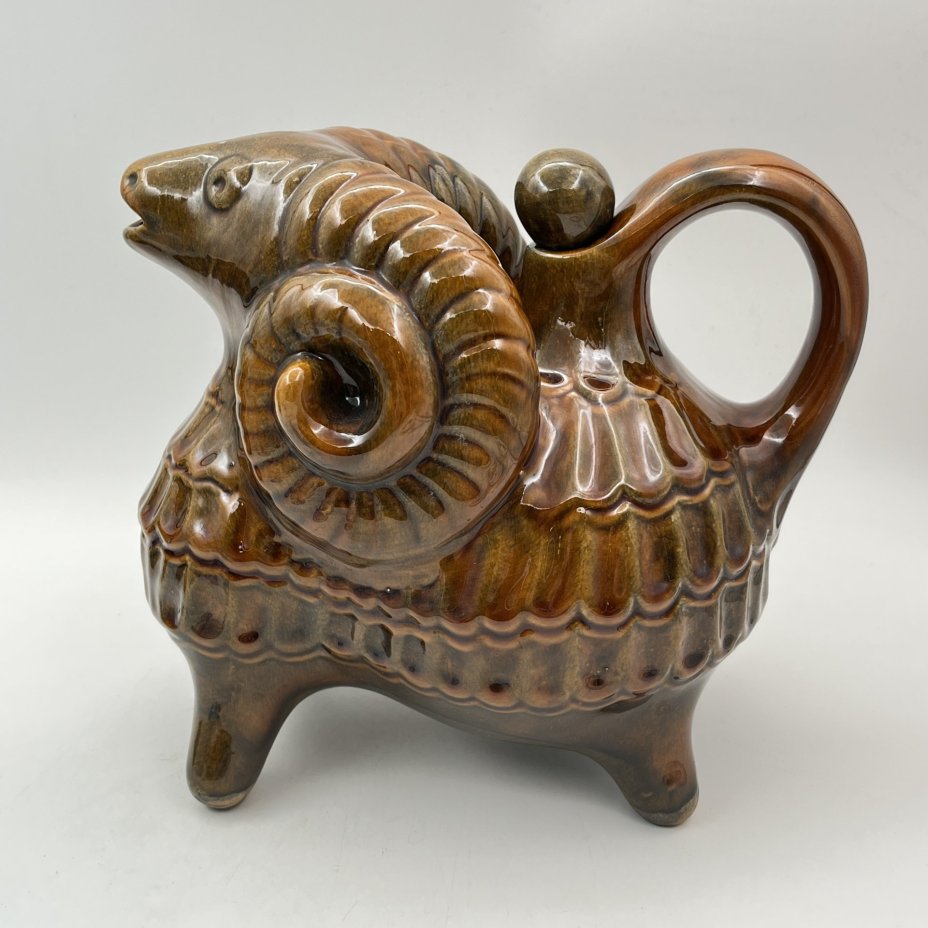 Кувшин (куманец) "Барашек" ("Баран"), керамика, поливы, СССР, 1960-1990 гг.