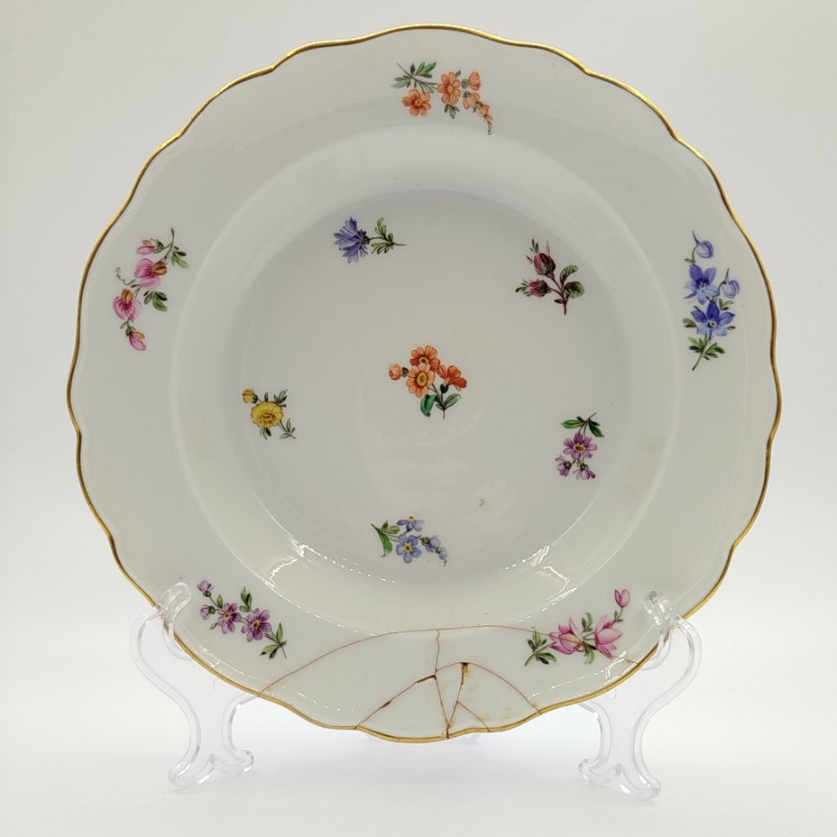 Тарелка суповая с цветочным декором, Meissen (Мейсенский фарфор)