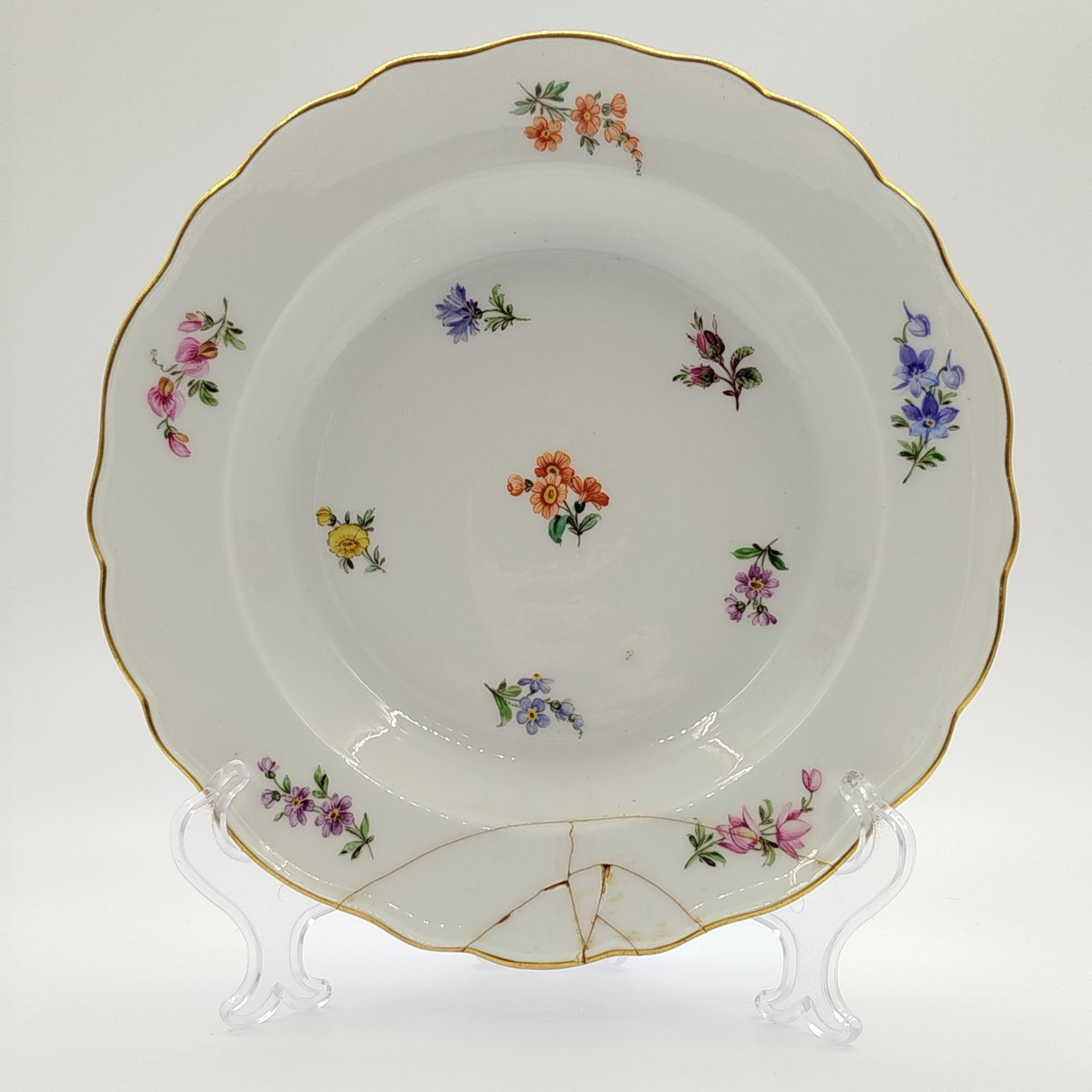 Тарелка суповая с цветочным декором, Meissen (Мейсенский фарфор)